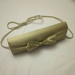 Super Cute Bow Clutch